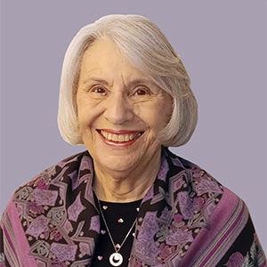 Portrait photo of Barbara